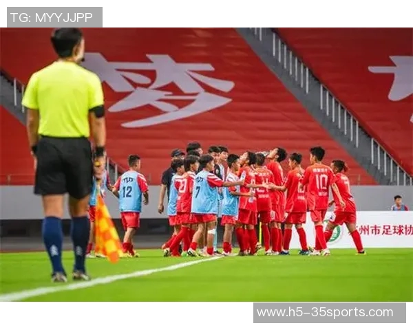 黑人足球的崛起与影响力探讨：从历史到未来的多元视角